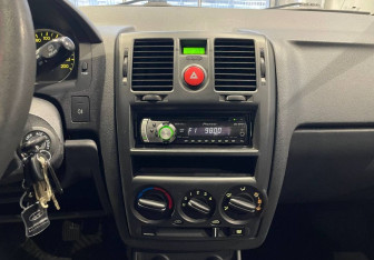 Подержанный автомобиль Hyundai Getz 2007 года (16 фото)