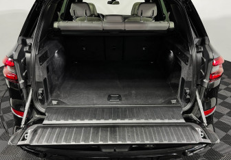 Подержанный автомобиль BMW X5 2022 года (9 фото)