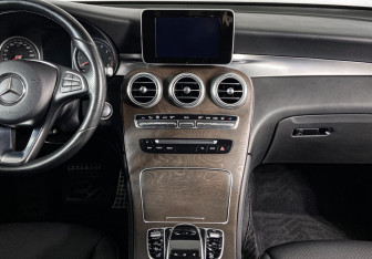 Подержанный автомобиль Mercedes-Benz GLC Coupe 2017 года (11 фото)