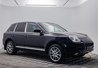 Подержанный автомобиль Porsche Cayenne 2006 года (7 фото)