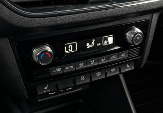 Подержанный автомобиль Skoda Rapid Liftback 2021 года (21 фото)