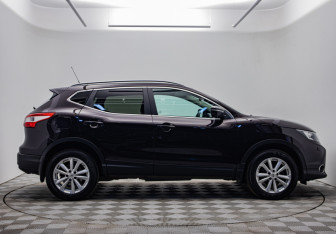 Подержанный автомобиль Nissan Qashqai 2014 года (4 фото)