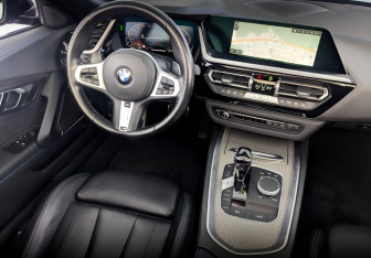 Подержанный автомобиль BMW Z4 Roadster 2020 года (28 фото)