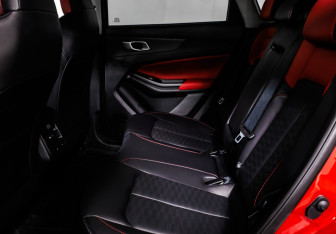 Подержанный автомобиль Changan CS55PLUS 2023 года (12 фото)