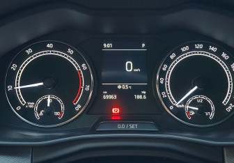 Подержанный автомобиль Skoda Rapid Liftback 2021 года (15 фото)