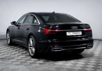 Подержанный автомобиль Audi A6 Sedan 2019 года (7 фото)