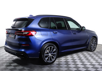 Подержанный автомобиль BMW X5 2019 года (5 фото)