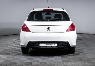 Подержанный автомобиль Peugeot 308 Hatchback 2011 года (6 фото)