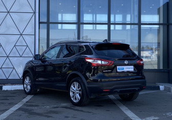 Подержанный автомобиль Nissan Qashqai 2018 года (7 фото)