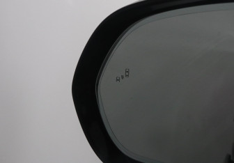 Подержанный автомобиль LiXiang L7 2023 года (17 фото)