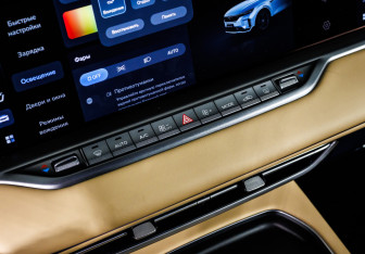 Подержанный автомобиль Voyah Free 2024 года (19 фото)