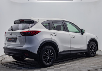 Подержанный автомобиль Mazda CX-5 2015 года (5 фото)