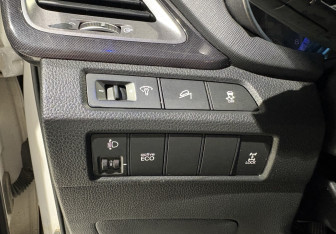 Подержанный автомобиль Hyundai Santa Fe 2014 года (12 фото)