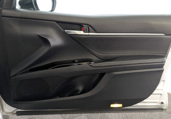 Подержанный автомобиль Toyota Camry Sedan 2019 года (24 фото)