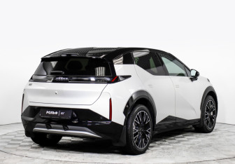 Подержанный автомобиль Zeekr X 2023 года (5 фото)