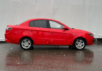 Подержанный автомобиль FAW Oley Sedan 2014 года (4 фото)