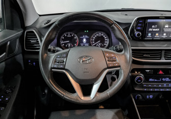 Подержанный автомобиль Hyundai Tucson 2020 года (22 фото)