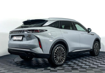 Подержанный автомобиль Exeed RX 2023 года (5 фото)