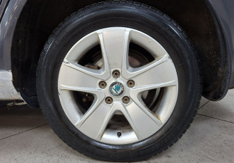 Подержанный автомобиль Skoda Octavia Liftback 2011 года (9 фото)