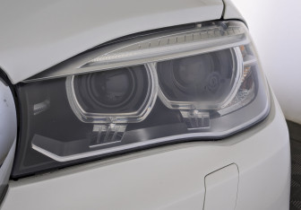 Подержанный автомобиль BMW X5 2014 года (11 фото)