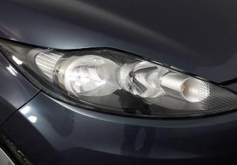 Подержанный автомобиль Ford Fiesta Hatchback 2012 года (5 фото)