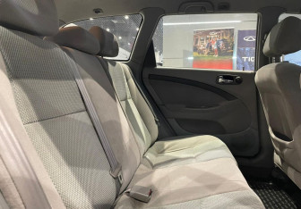 Подержанный автомобиль Chevrolet Lacetti Wagon 2008 года (12 фото)