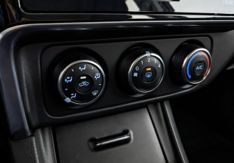 Подержанный автомобиль Toyota Corolla Sedan 2017 года (26 фото)