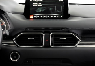 Подержанный автомобиль Mazda CX-5 2021 года (15 фото)