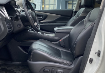 Подержанный автомобиль Nissan Murano Suv 2021 года (22 фото)