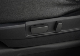 Подержанный автомобиль Mitsubishi Outlander 2012 года (14 фото)