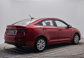 Подержанный автомобиль Hyundai Solaris Sedan 2019 года (5 фото)