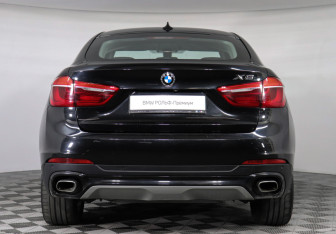 Подержанный автомобиль BMW X6 2017 года (4 фото)