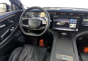 Подержанный автомобиль Exeed VX 2024 года (25 фото)