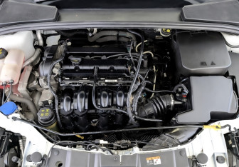 Подержанный автомобиль Ford Focus Hatchback 2018 года (9 фото)