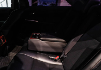 Подержанный автомобиль Toyota Camry Sedan 2013 года (9 фото)