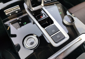 Подержанный автомобиль Chery Tiggo 8 Pro 2022 года (21 фото)