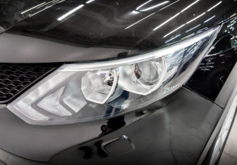 Подержанный автомобиль Nissan Qashqai 2014 года (16 фото)