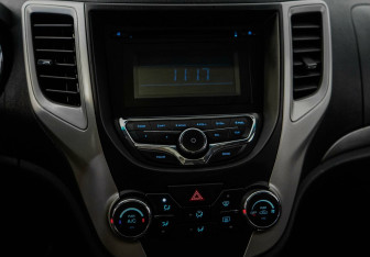 Подержанный автомобиль Changan CS35 2015 года (14 фото)