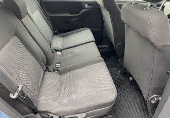 Подержанный автомобиль Opel Meriva 2008 года (11 фото)