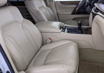Подержанный автомобиль Lexus LX 2019 года (23 фото)