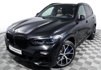 Подержанный автомобиль BMW X5 2021 года (17 фото)
