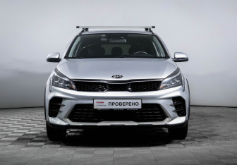 Подержанный автомобиль Kia Rio Hatchback 2020 года (2 фото)