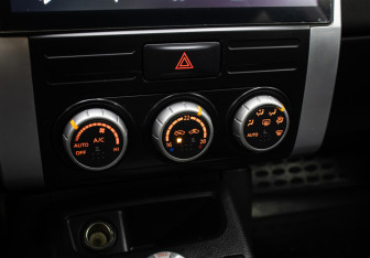 Подержанный автомобиль Nissan X-Trail 2007 года (19 фото)