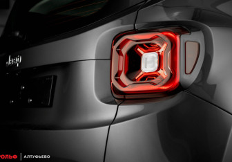 Новый Jeep Renegade 2025 (10 фото)