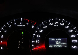 Подержанный автомобиль Toyota Camry Sedan 2008 года (16 фото)