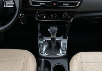 Подержанный автомобиль Kia Seltos 2022 года (13 фото)