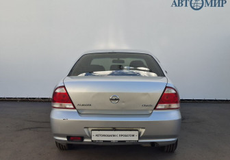 Подержанный автомобиль Nissan Almera Classic 2011 года (6 фото)