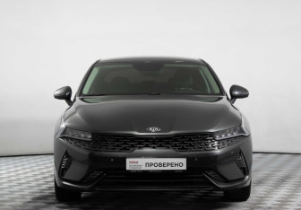 Подержанный автомобиль Kia K5 2020 года (2 фото)
