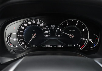 Подержанный автомобиль BMW X4 2019 года (27 фото)