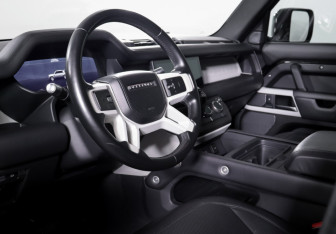Подержанный автомобиль Land Rover Defender Suv 2021 года (14 фото)